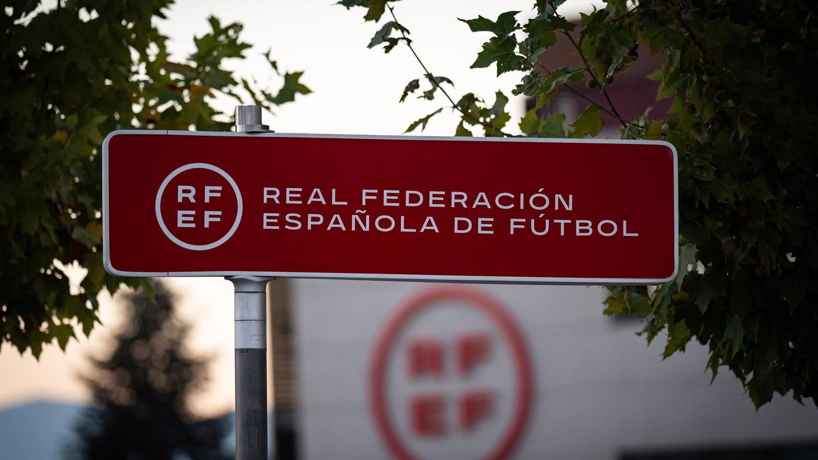 La RFEF recalca que el registro de este jueves no tiene que ver con "la actual gestión" y que ha colaborado