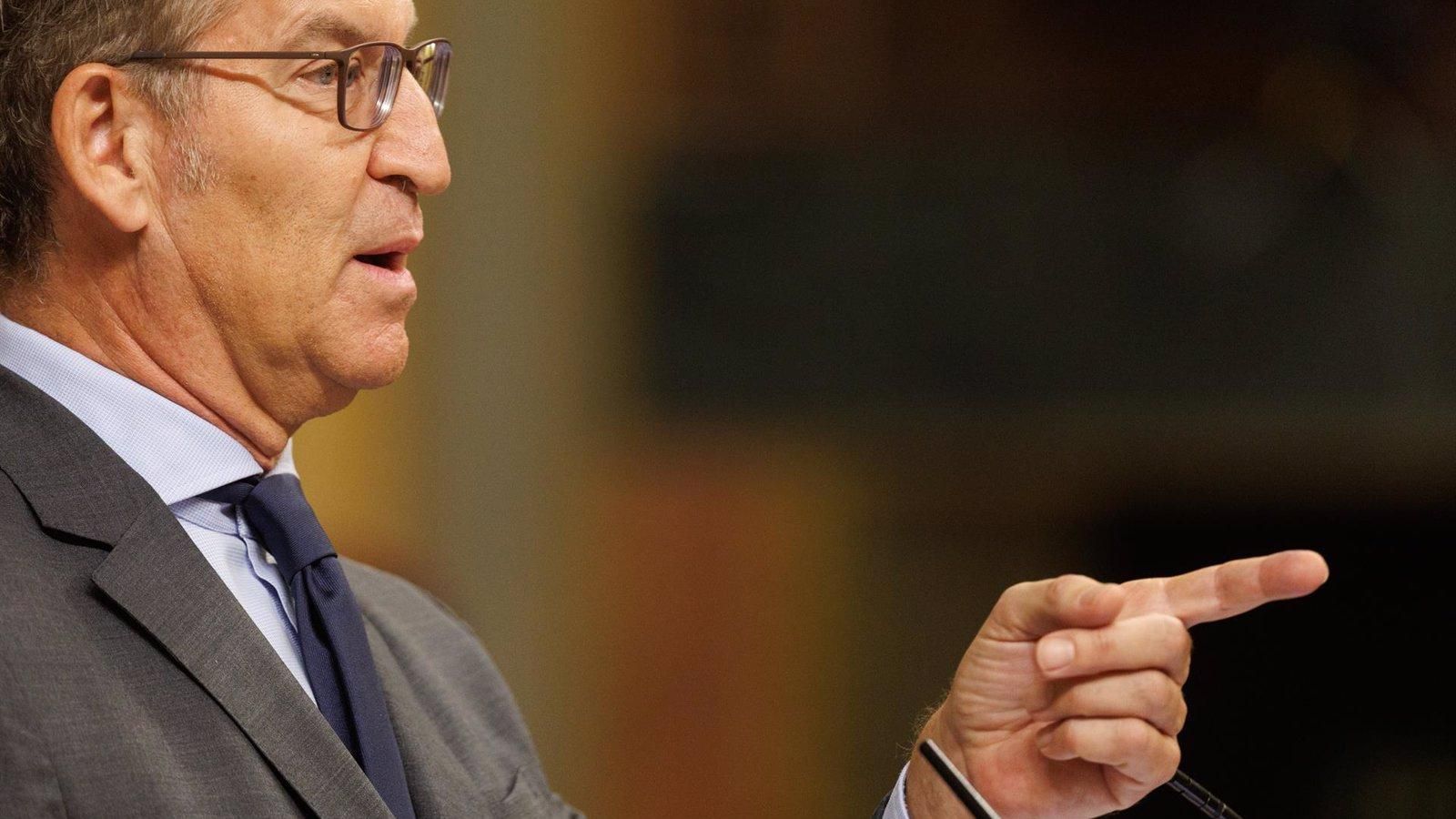 Feijóo se lanza a por los votantes del nacionalismo moderado y realizará cambios en el PP