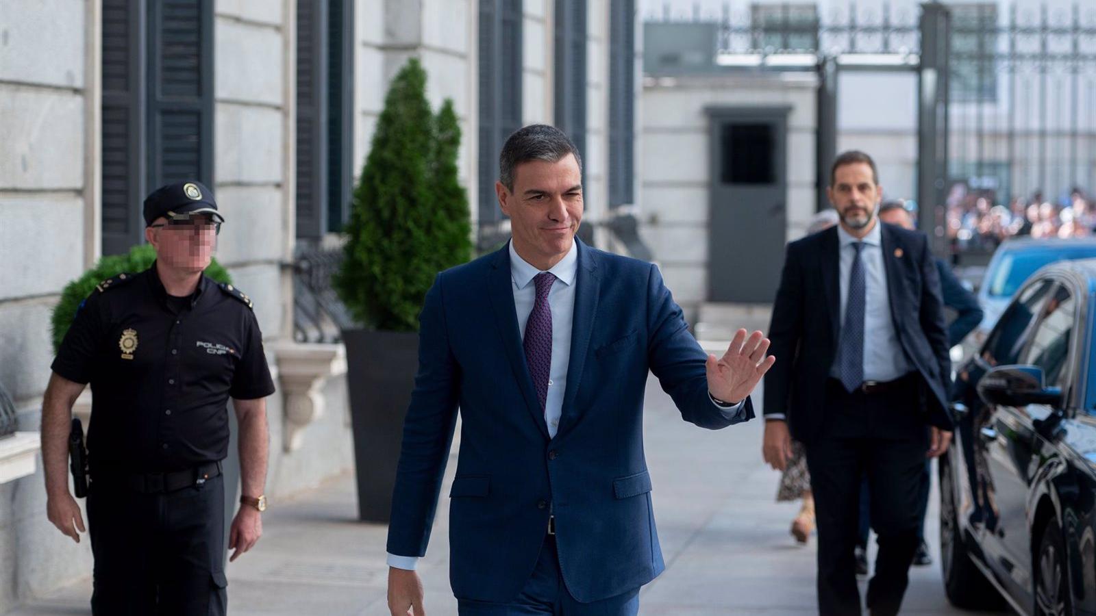 Sánchez arranca con Díaz la ronda de contactos para su investidura