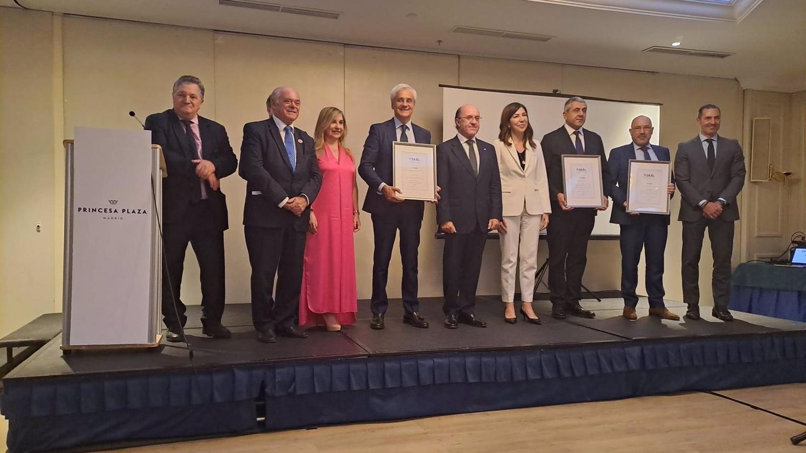 El Teatro Real recibe la distinción de honor de Skal International Madrid