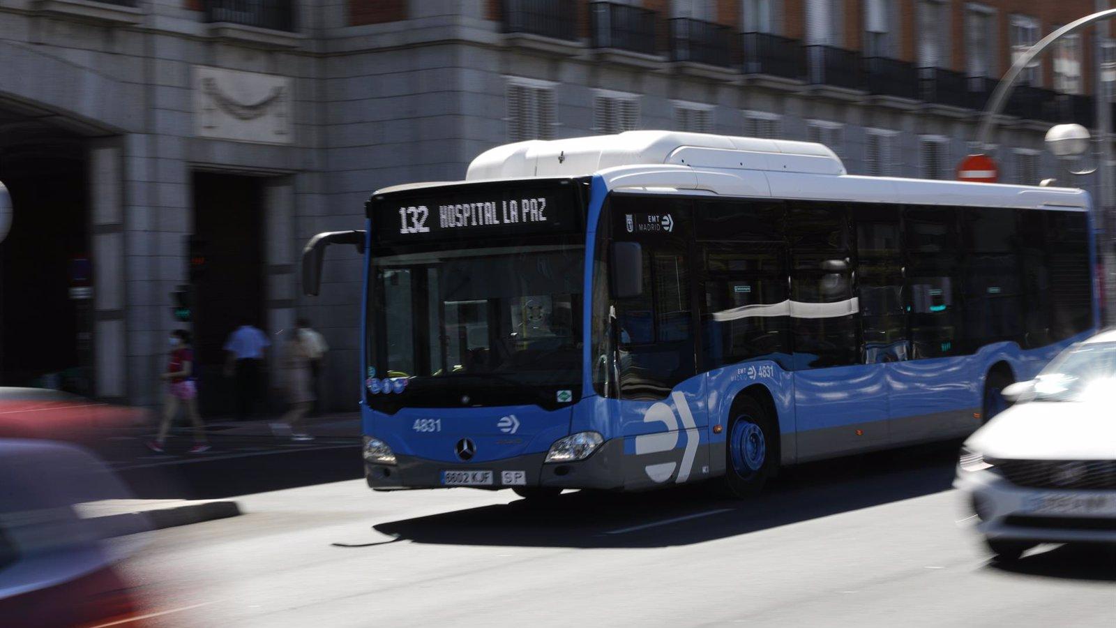 Los usuarios de la EMT aumentaron un 36,8% en agosto en Madrid y subieron un 14,4% los viajeros en Metro