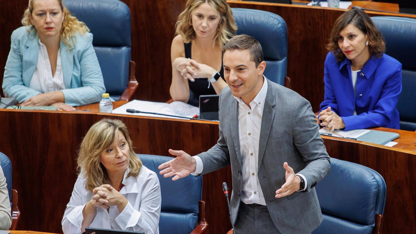 Díaz Ayuso pide "cortar el grifo" a lo vinculado a Hamás y Lobato ve "mezquino" usar Israel para hacer política