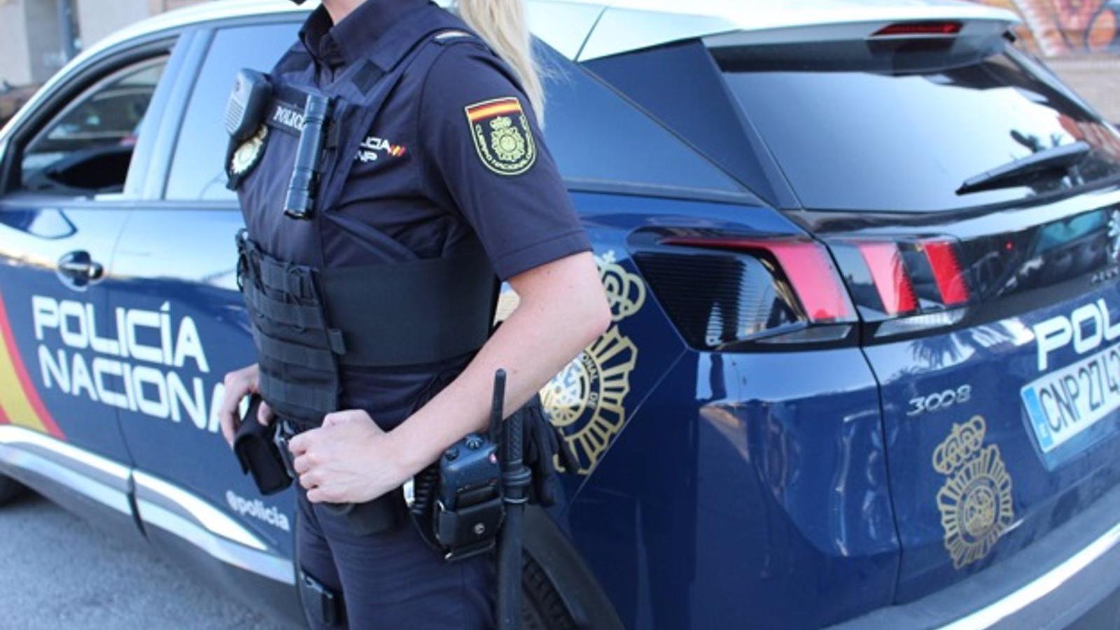 Detenido un abogado que estafaba a migrantes necesitados en sus trámites de Extranjería