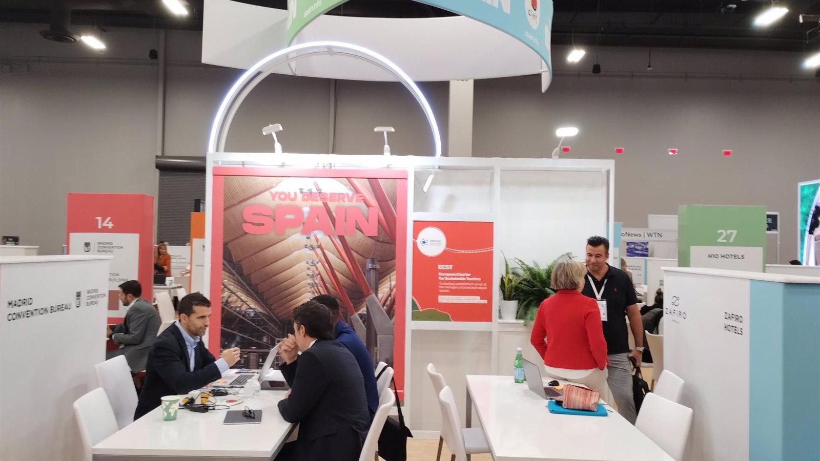 La capital promueve el turismo de reuniones en una gira por EEUU con encuentros profesionales y participación en ferias