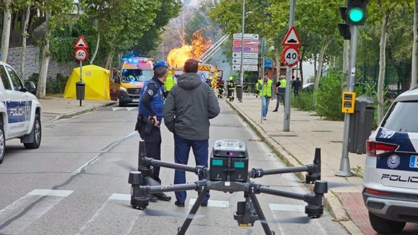 Comprueban daños y temperatura de los colegios mayores desalojados por el escape de gas en Ciudad Universitaria