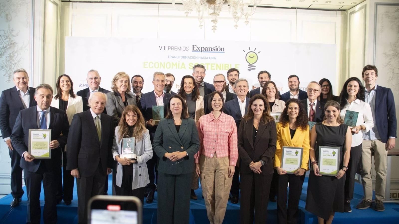 La EMT, premiada por su estrategia de descarbonización para alcanzar una flota 100% limpia