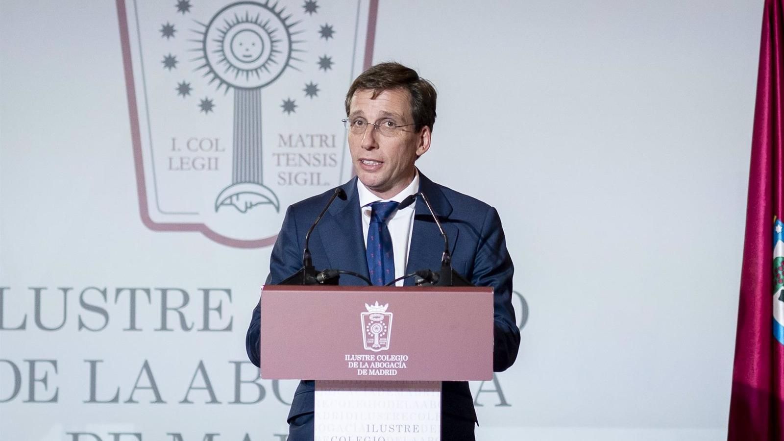 Almeida, "profundamente decepcionado" con la gestión migratoria del Gobierno: "Escrivá se lava las manos"