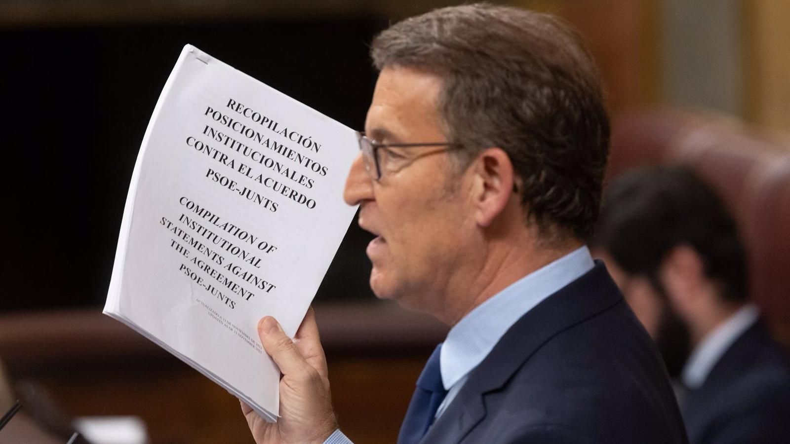 Feijóo acusa a Sánchez de "corrupción política": "Su investidura nace de un fraude"