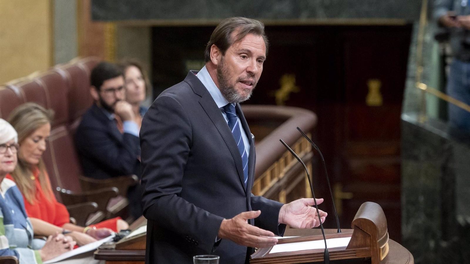 Sánchez nombra a Óscar Puente nuevo ministro de Transportes y a Isabel Rodríguez, ministra de Vivienda