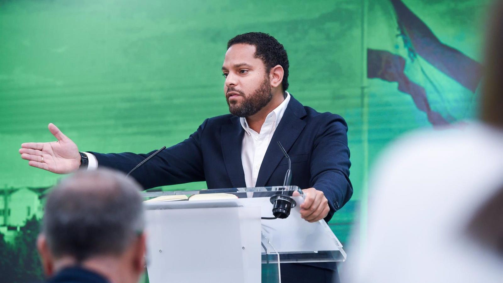 Vox eleva la presión sobre el PP para situar al Senado como "barrera" a Sánchez y le reta a ilegalizar independentistas