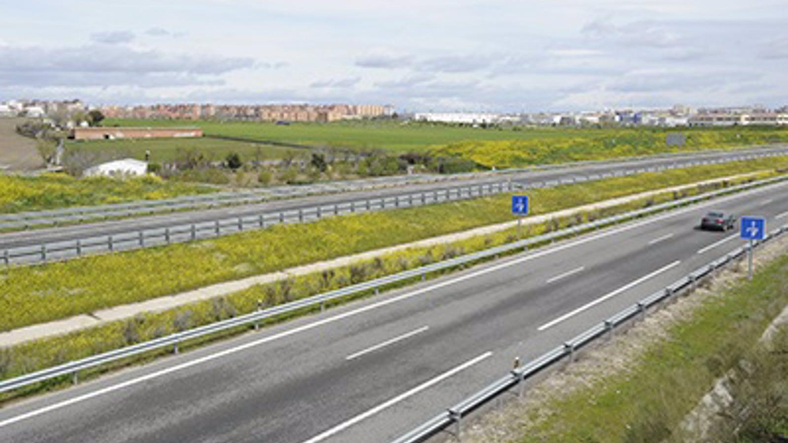 Móstoles pide el acceso gratuito a la R-5 hasta que se solvente el problema del socavón de la A-5