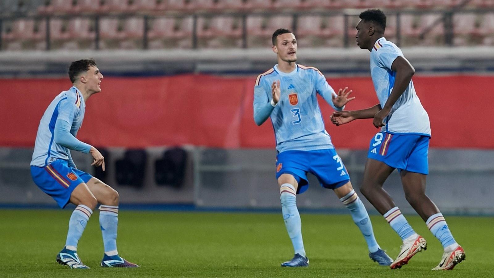 Omorodion salva un empate para España en su camino hacia la EURO sub-21