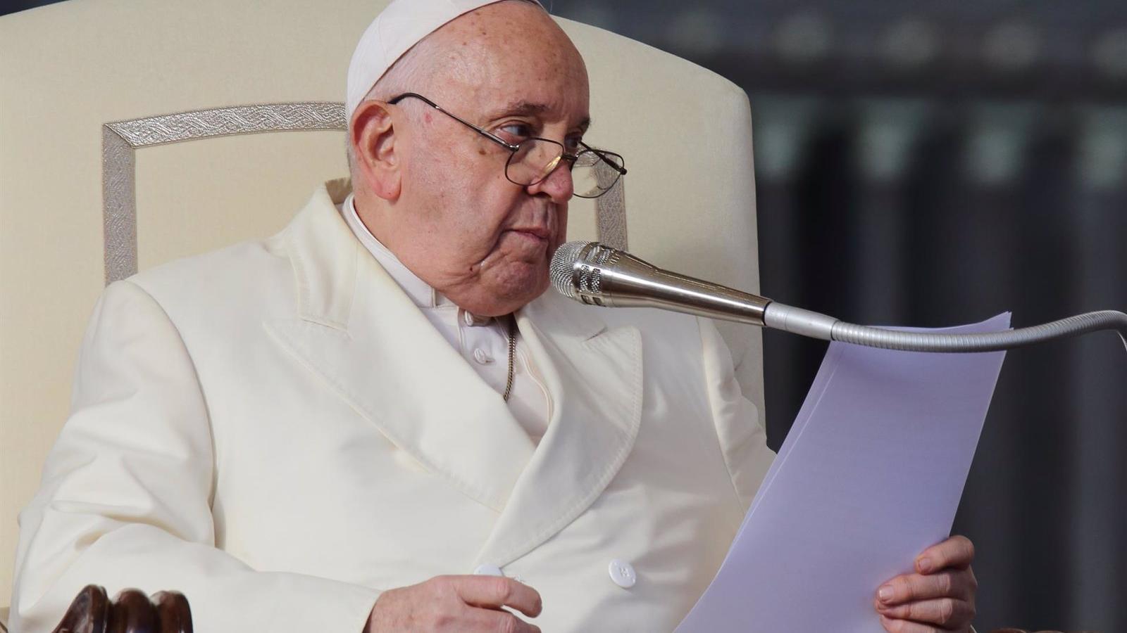 El Papa nombra al arzobispo de Sevilla y a otros dos españoles miembros del Dicasterio para los Laicos, Familia y Vida