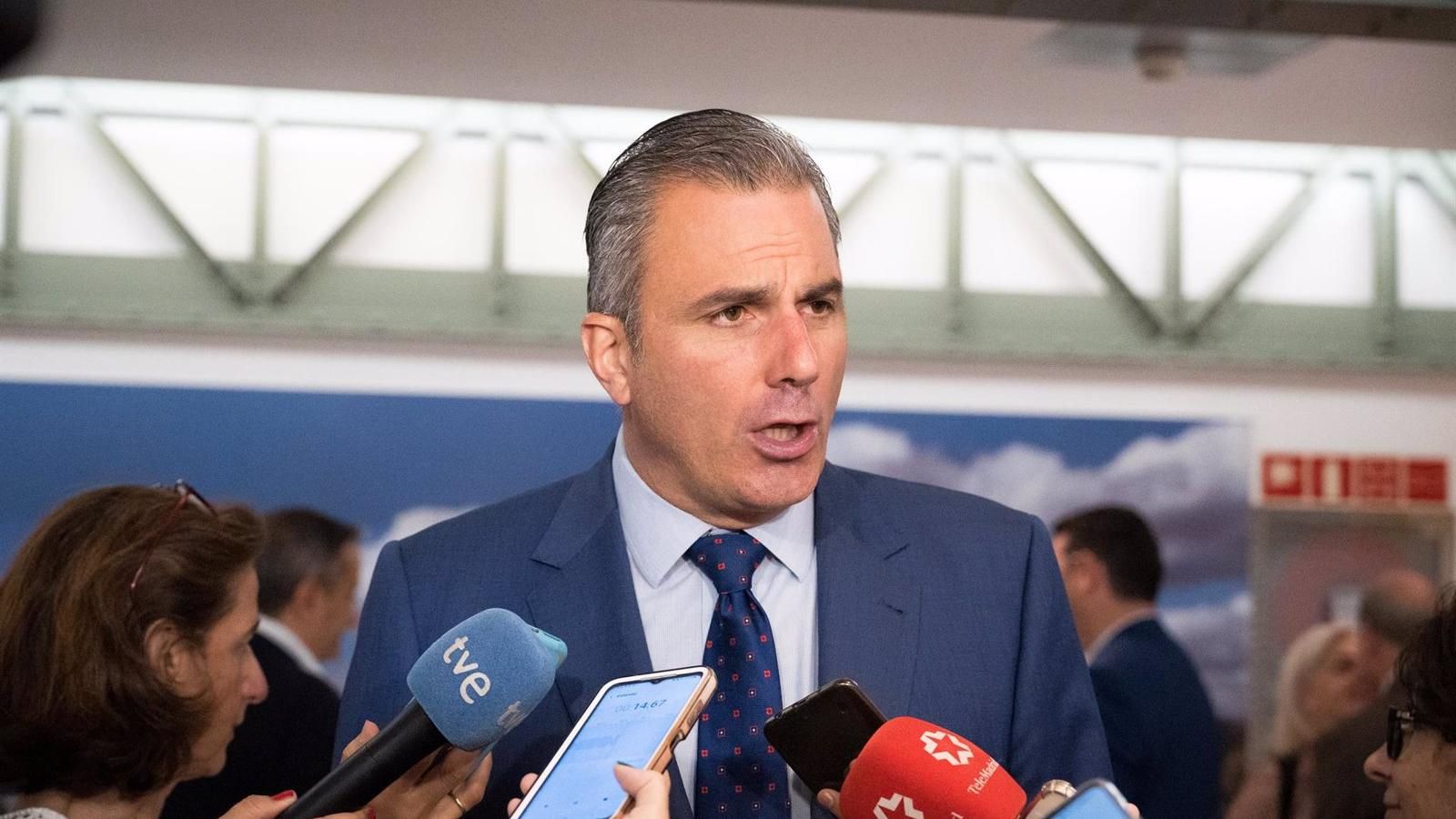 Maroto buscará la reprobación de Ortega Smith porque "no puede ser concejal de día y ultra de noche"