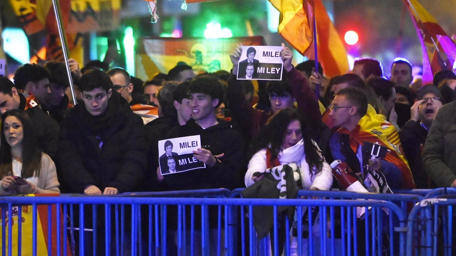 Detenida una mujer por resistencia y desobediencia en la vigesimoquinta manifestación de Ferraz