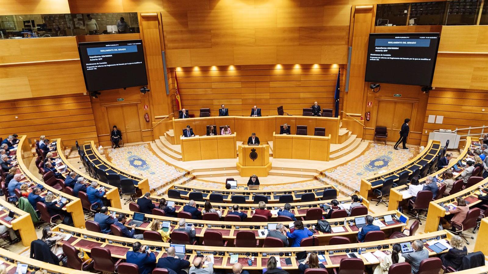 El PP hace valer su mayoría en el Senado para impulsar dos iniciativas contra los acuerdos de PSOE e independentistas