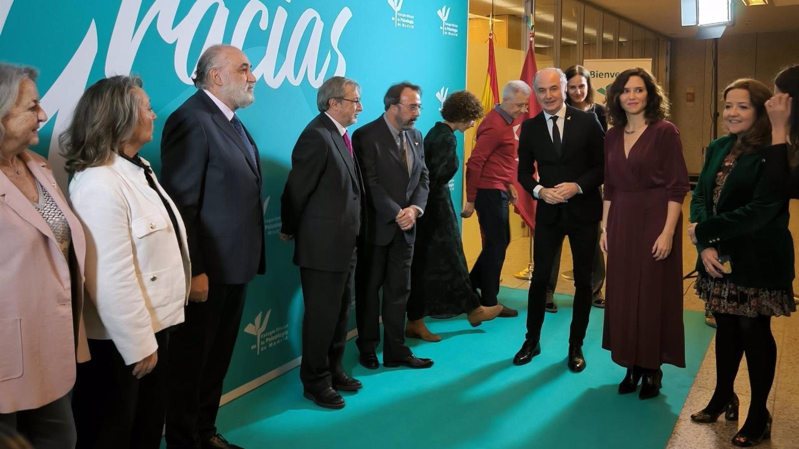 Díaz Ayuso reclama  más plazas PIR y alerta de la "pandemia silenciosa" de la salud mental