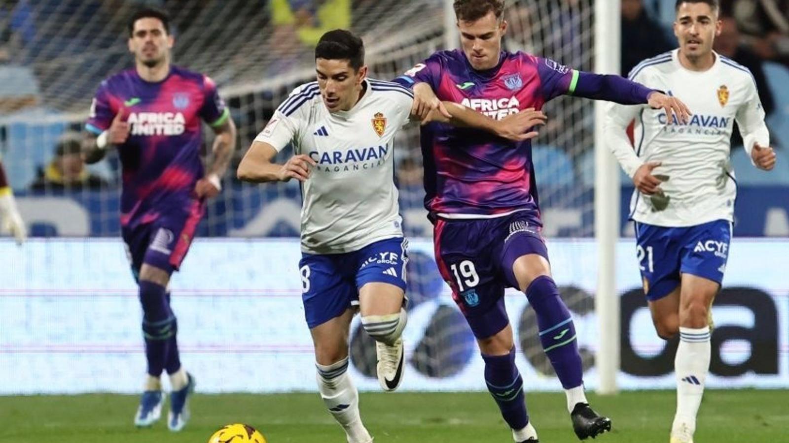 El líder Leganés pierde fuerza en Zaragoza