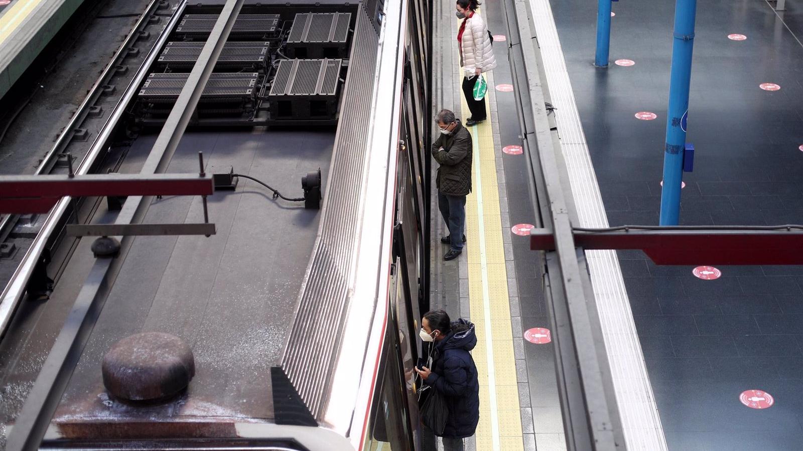Retrasos en las Líneas C1, C2, C7, C8 y C10 de Cercanías por problemas en la señalización