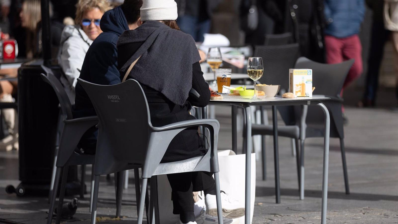 Las ventas del sector servicios disminuyen un 3,1% en octubre en Madrid pero sube un 2,5% la ocupación
