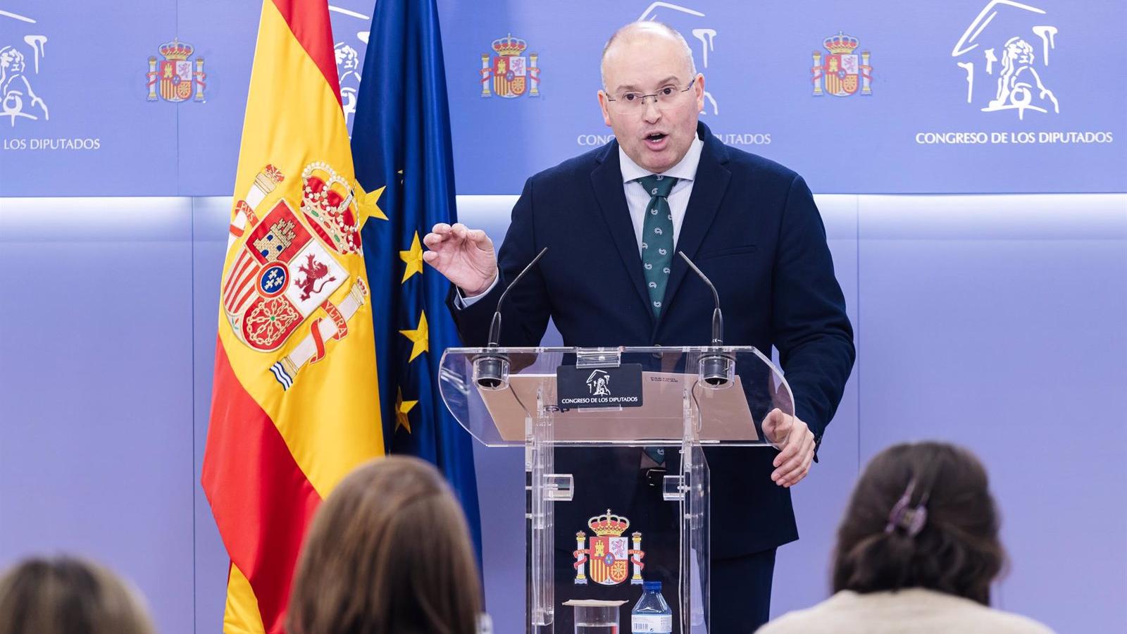 El PP acusa a Sánchez de haberse "podemizado" y "batasunizado"