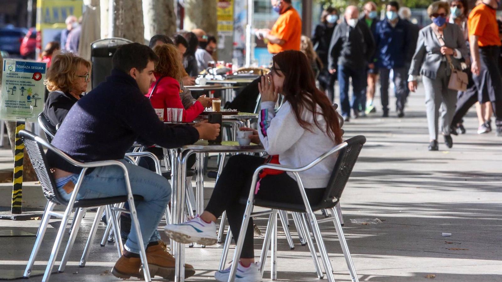 El TSJM anula la prohibición del Ayuntamiento de Madrid de instalar estufas de gas en las terrazas