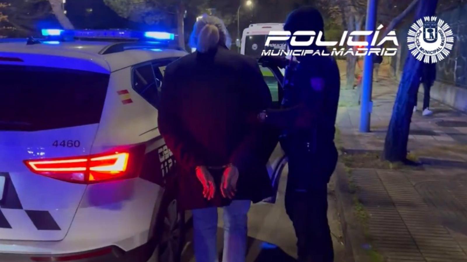  Detenido tras una persecución policial un hombre con antecedentes que llevaba cocaína y dinero