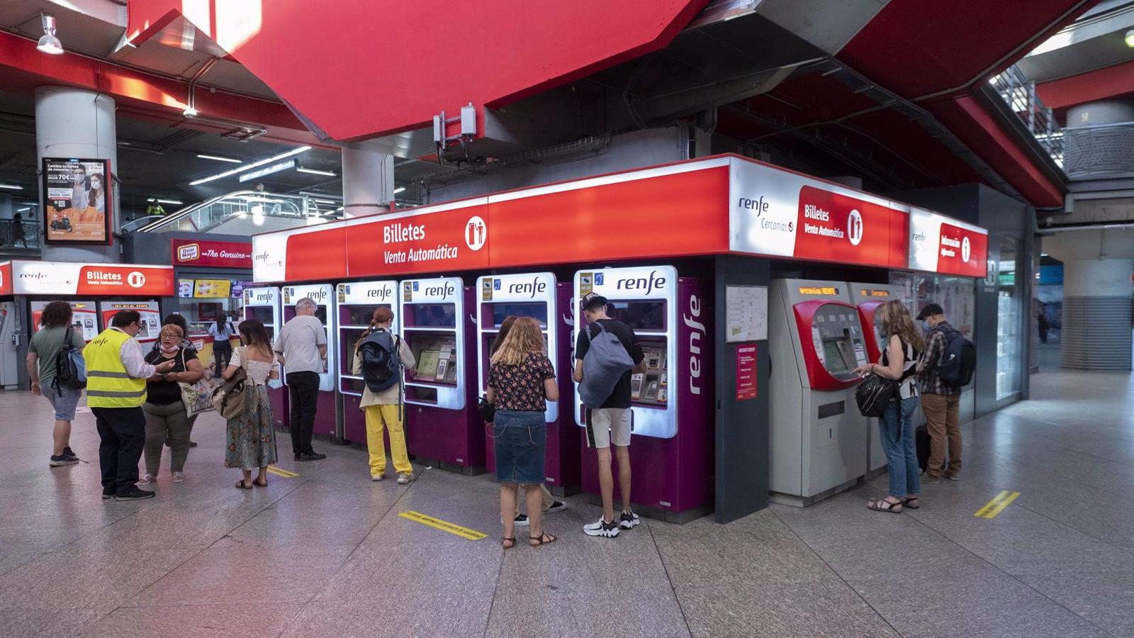 Renfe endurece la política de reservas con abonos gratuitos para evitar el uso fraudulento