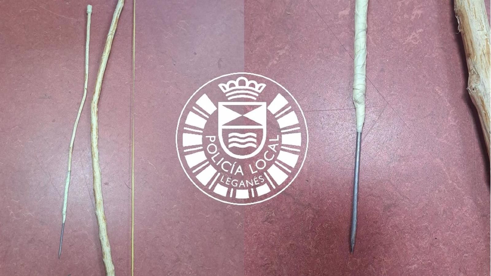 Intervienen a un hombre un arco y flechas caseras que usaba contra gatos callejeros en Leganés