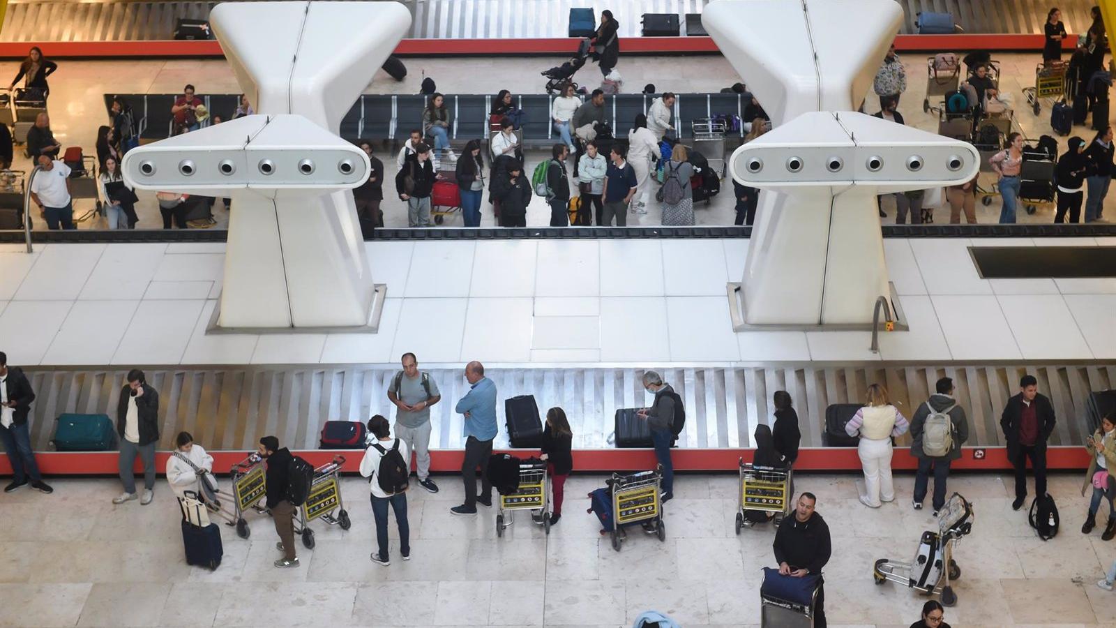Iberia y sindicatos continúan las negociaciones para evitar nuevas huelgas en el handling