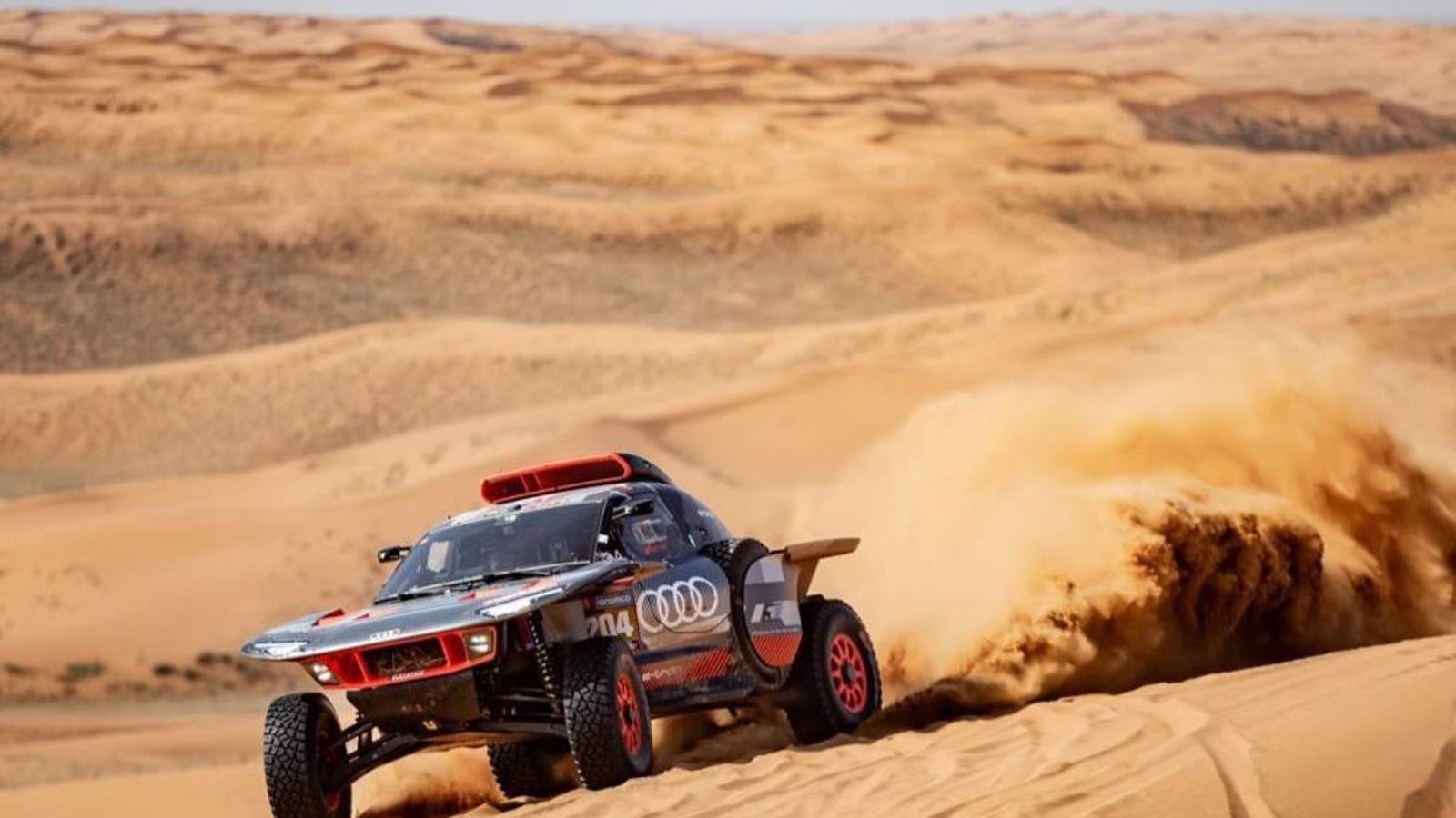 Carlos Sainz no arriesga y amplía su ventaja en el Dakar