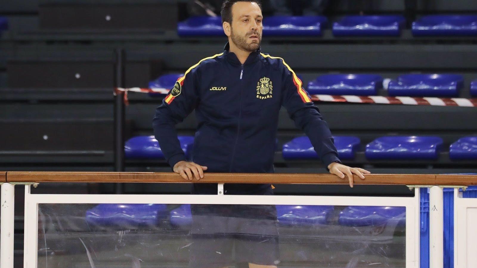 Ricard Muñoz deja su cargo de seleccionador femenino de hockey patines y le sustituye Sergi Macià