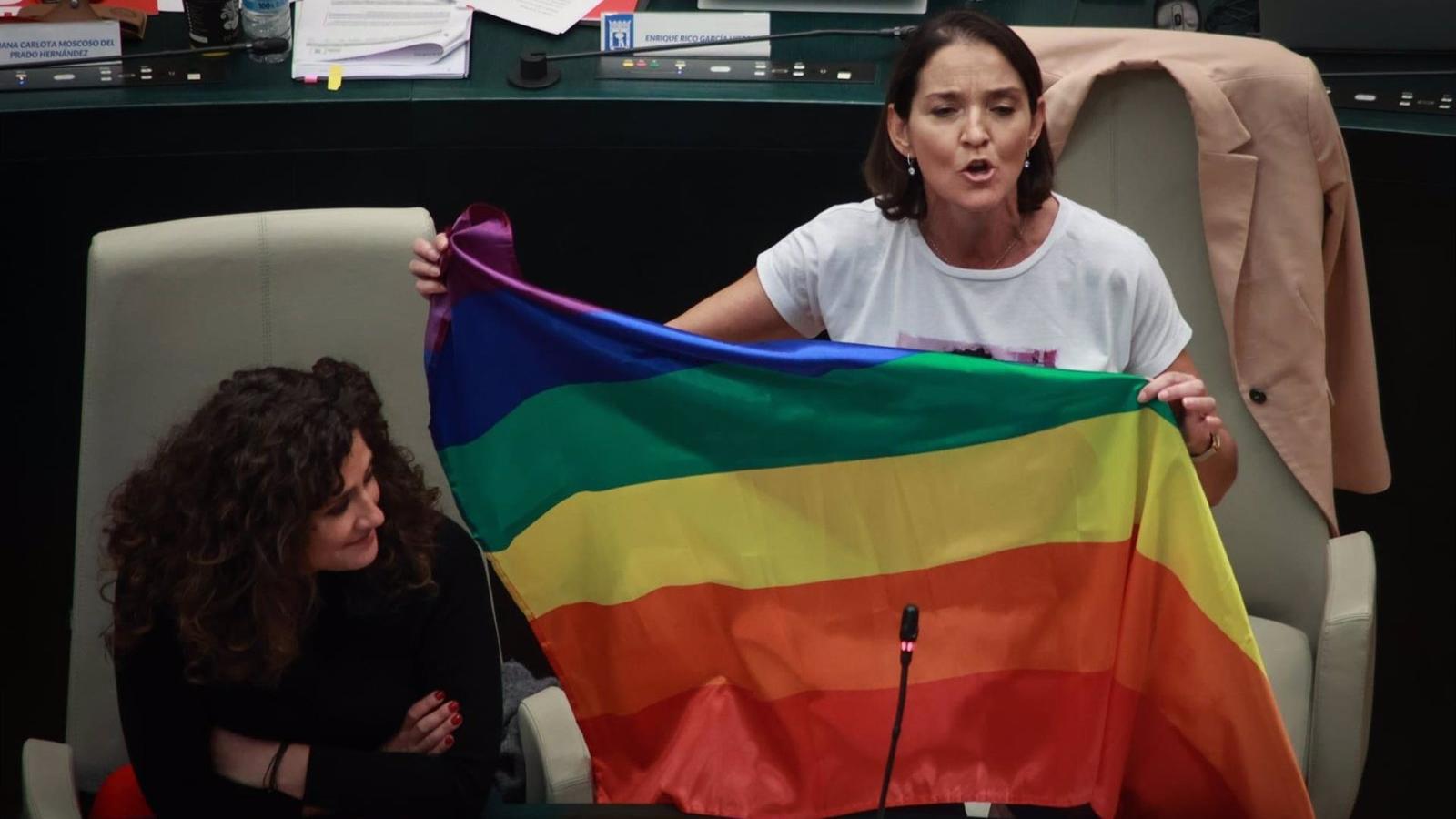 El PP aconseja a Maroto "que se deje de numeritos y de aprovecharse de personas LGTBI"