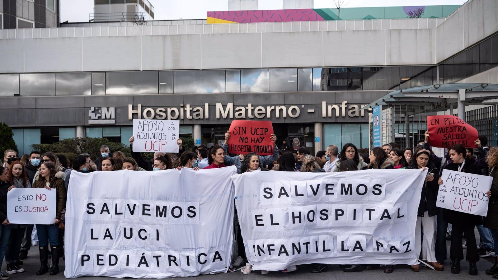 Los Jefes de Servicio de La Paz advierten de un "riesgo significativo" en la asistencia tras una semana de cierre de la UCIP
