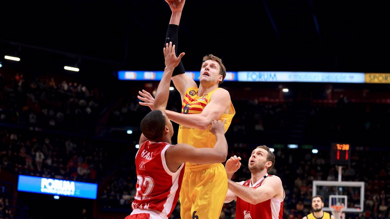 El Barça compite medio partido insuficiente en Milá