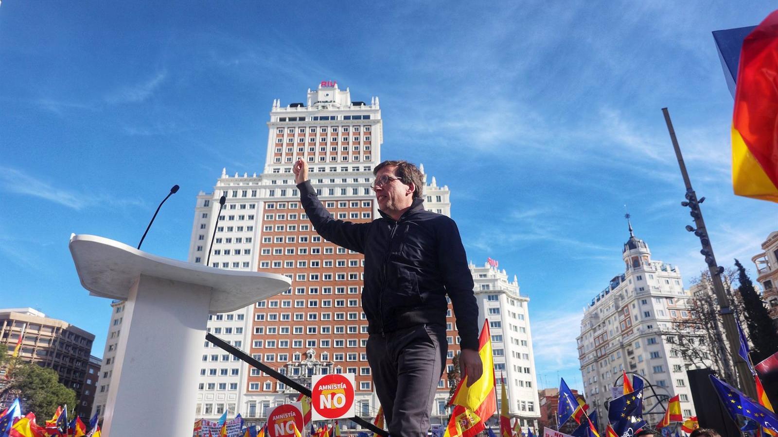 Almeida reivindica que no hay terrorismo "light ni duro" sino terroristas que "tienen que estar en la cárcel"