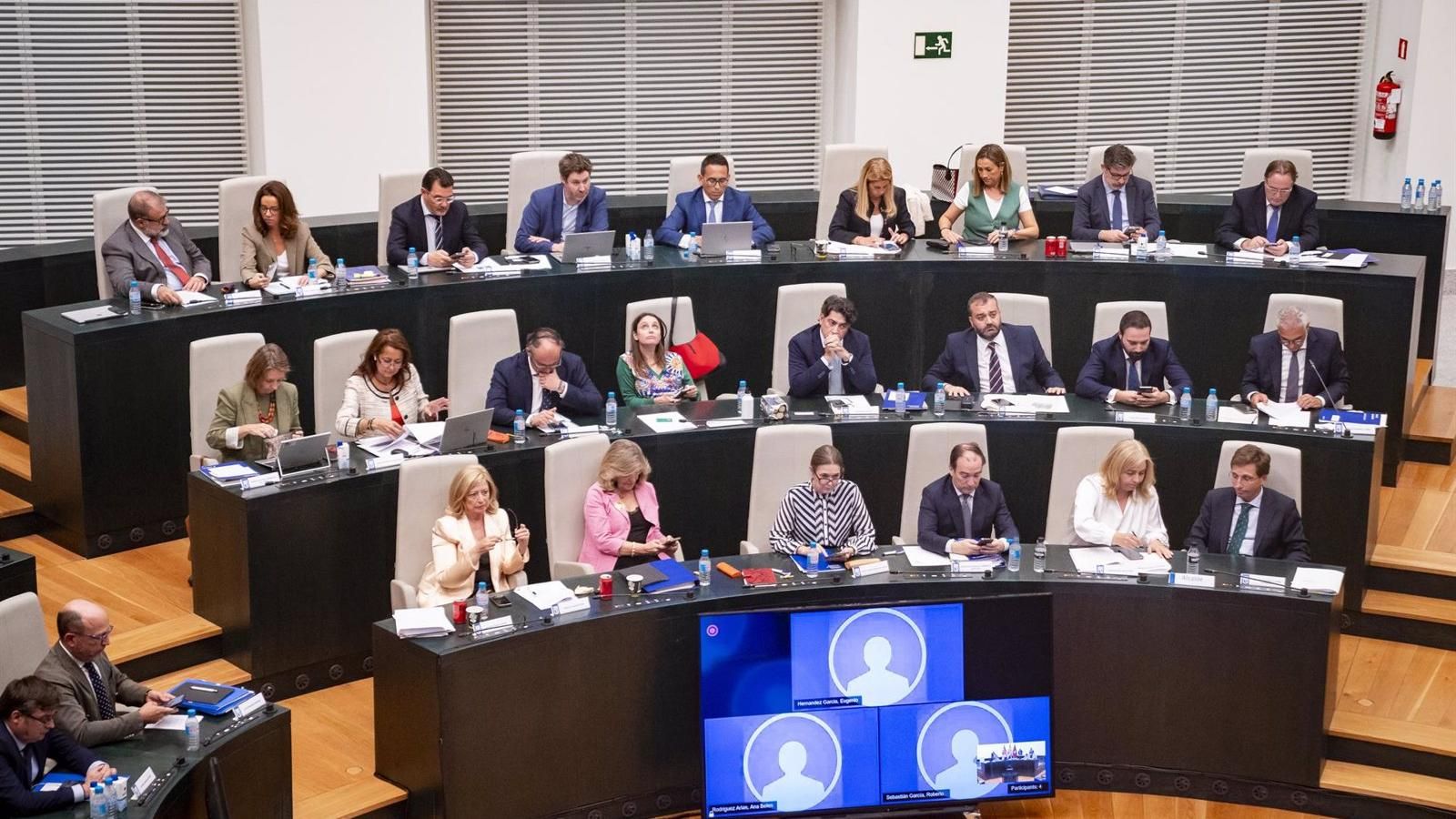 El Pleno del Ayuntamiento de Madrid debate sobre las talas de árboles en Atocha