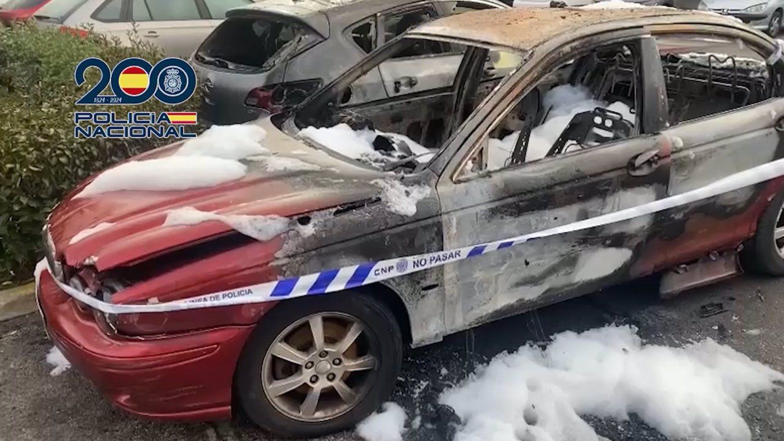  Detenidos en Móstoles un hombre y dos menores por quemar un coche para cobrar el seguro