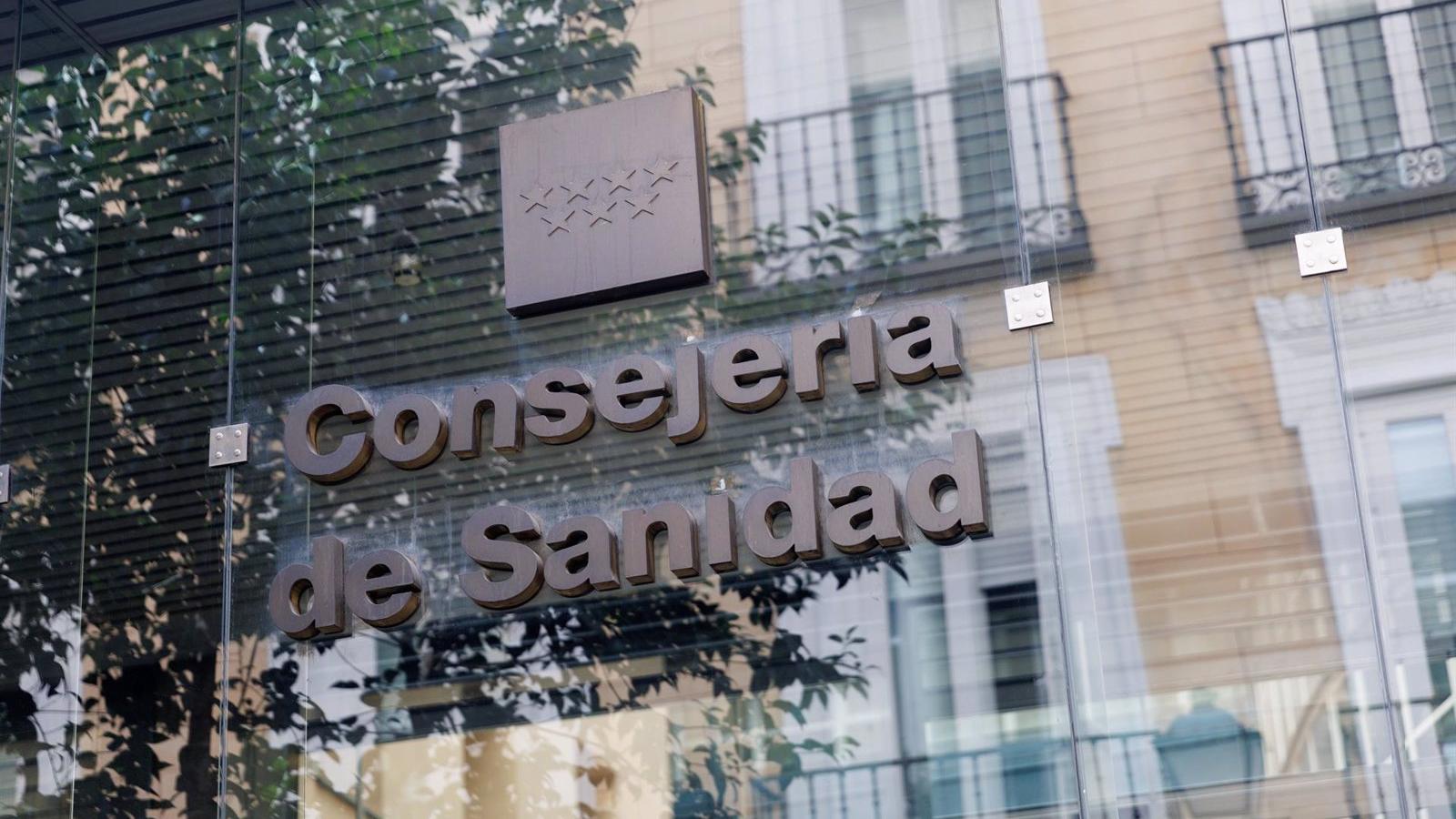 La Comunidad agilizará los concursos de méritos de 2022 y 2023 para estabilizar facultativos y enfermeras especialistas