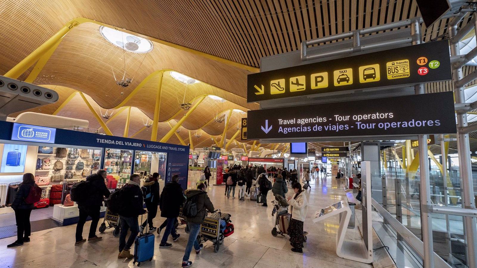 Detenido un ciudadano mauritano en Barajas por intento de agresión sexual a una empleada de limpieza