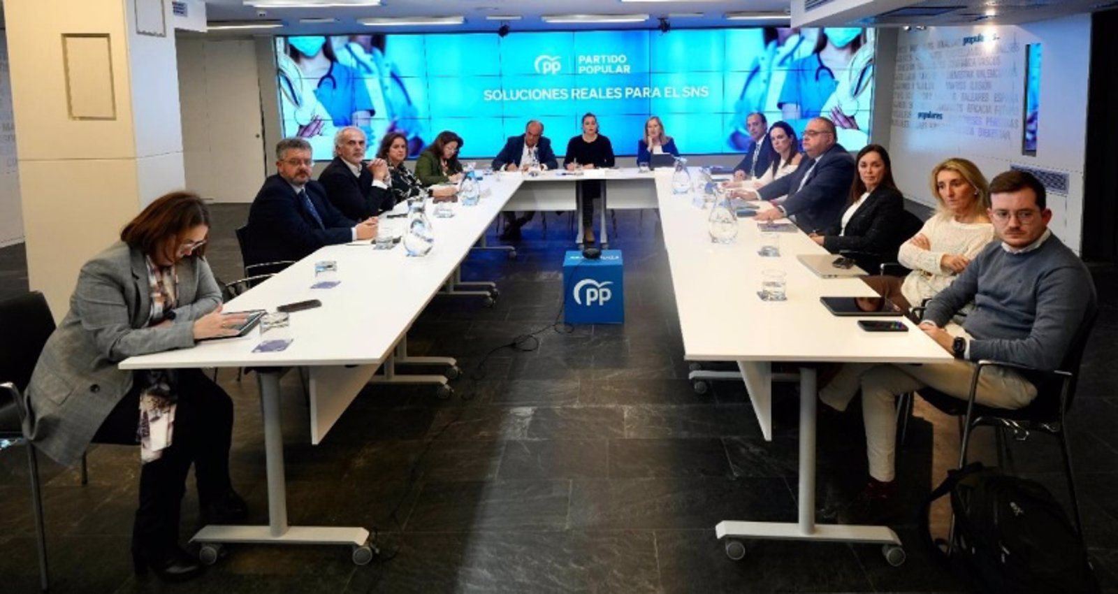 Los consejeros de Sanidad del PP demandan más médicos de familia