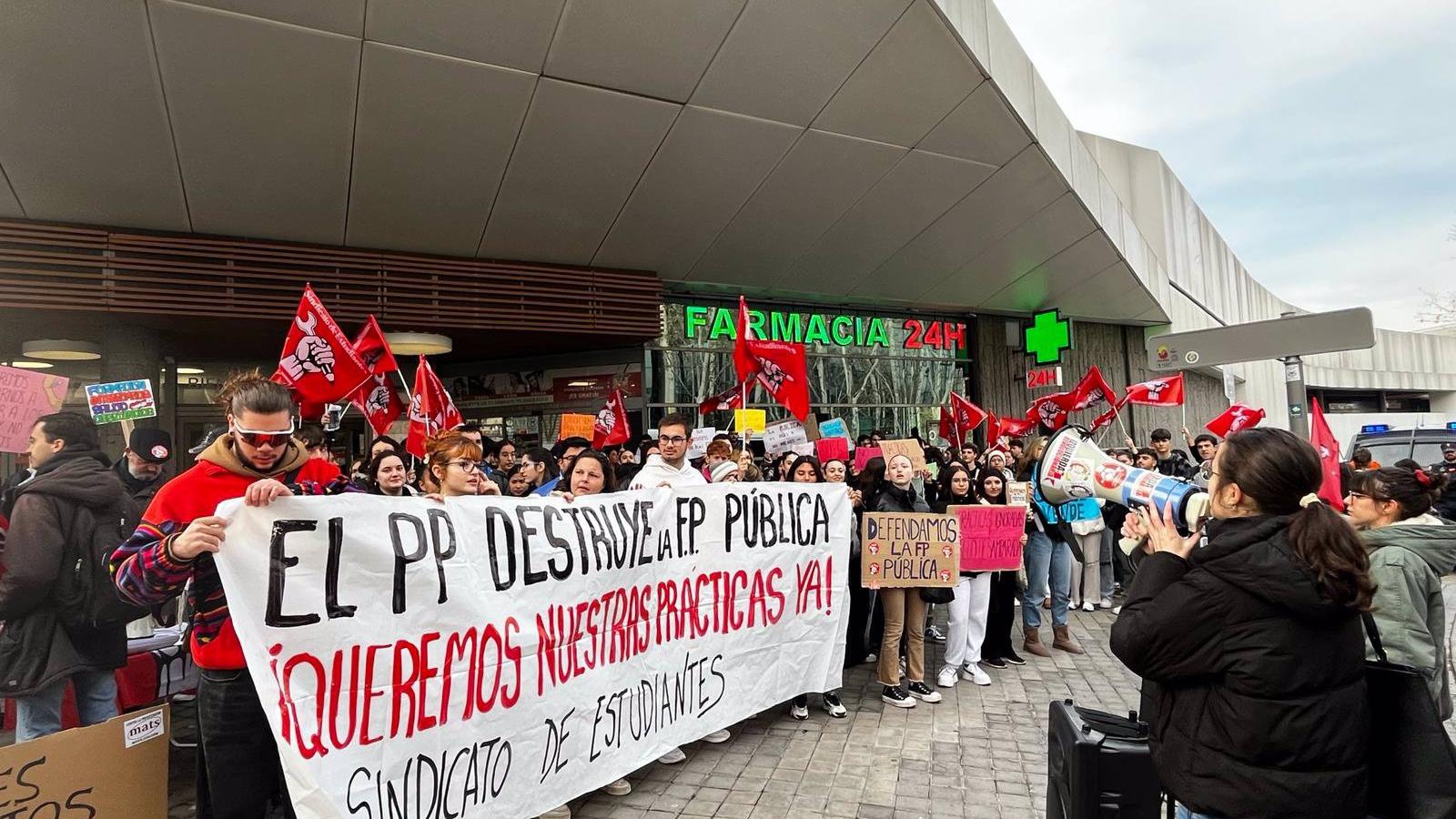 Los estudiantes de FP sanitaria exigen prácticas y alertan de la extensión del problema a otros ciclos