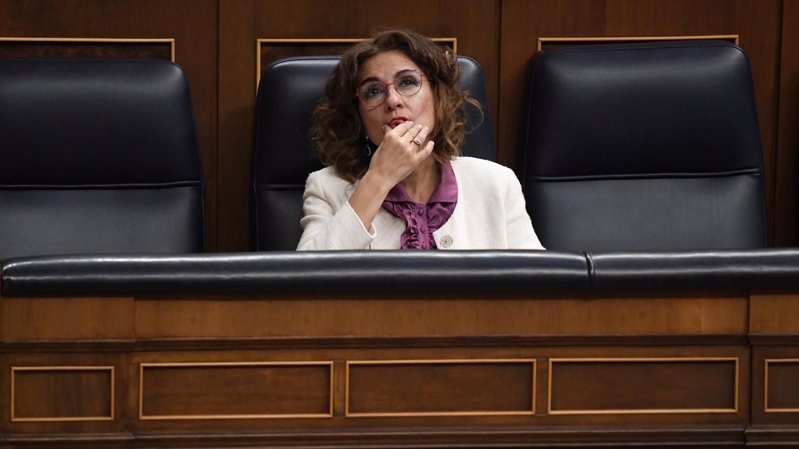 El Gobierno aprueba elevar el mínimo exento de IRPF a 15.876 euros para adecuarlo al SMI