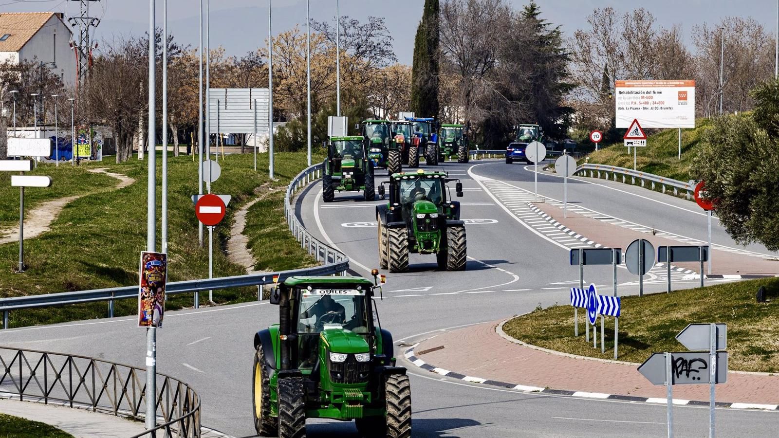 Las carreteras madrileñas no registran cortes de tráfico ni incidencias por las movilizaciones agrarias