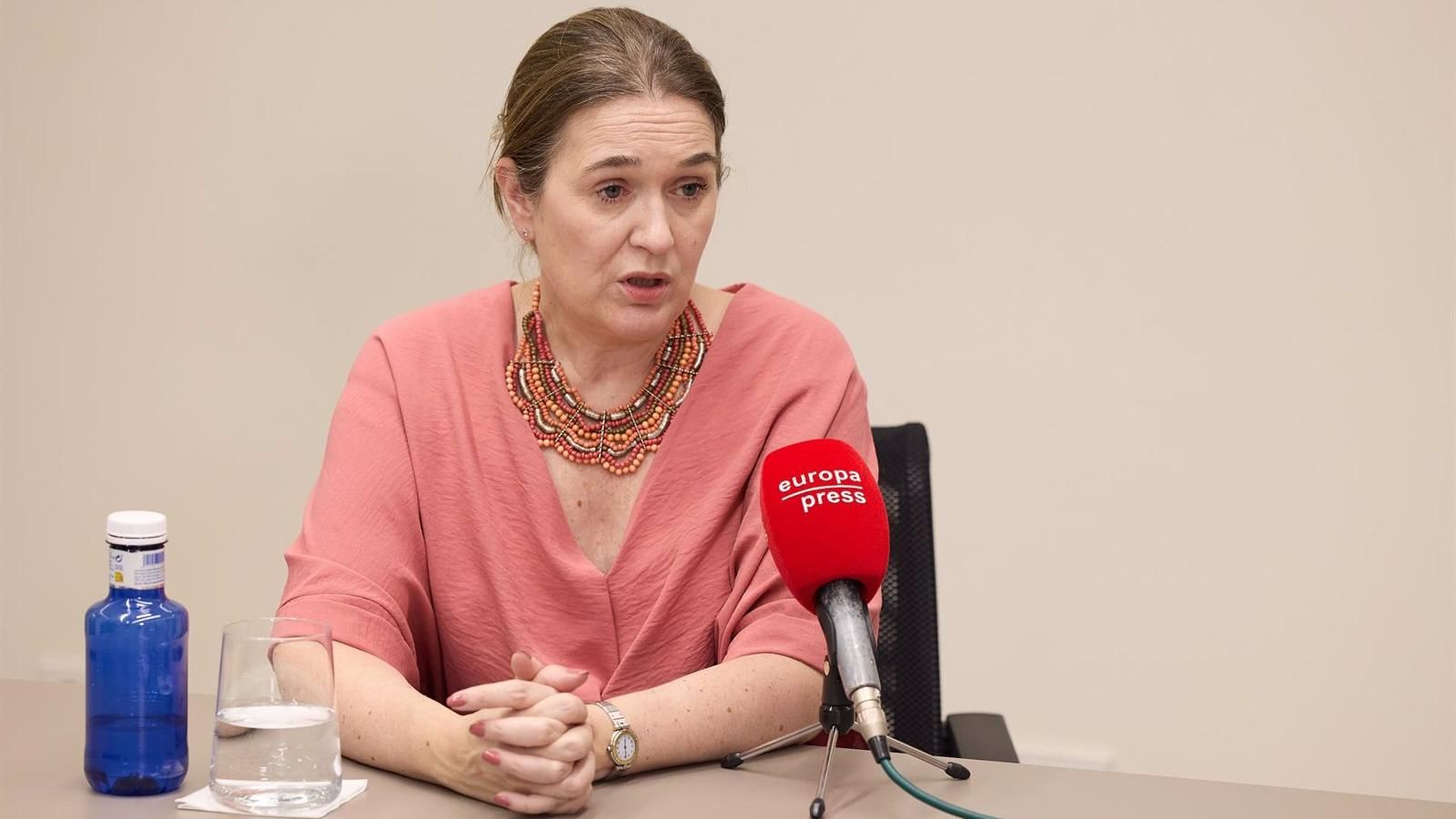 Rivera de la Cruz ve "inconstitucional" la amnistía y afirma que "no se deberían ni plantear los indultos"