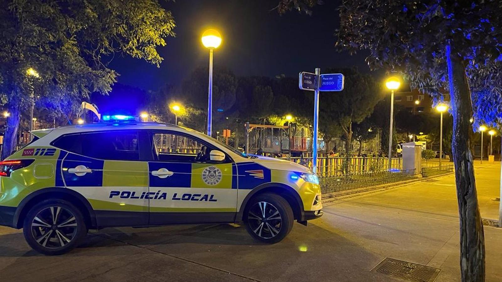 Detenido en Leganés un hombre que intentó robar en un restaurante pero no cabía por el agujero que hizo