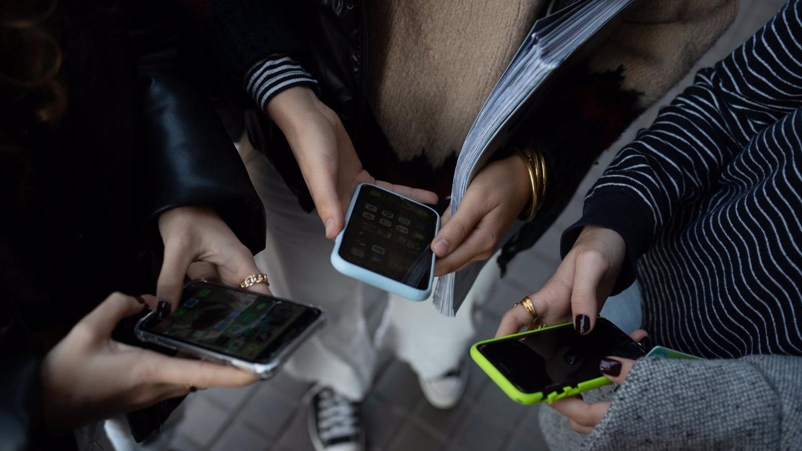 La Asamblea de Madrid arranca la Comisión de Estudio para abordar las adicciones tecnológicas en los jóvenes
