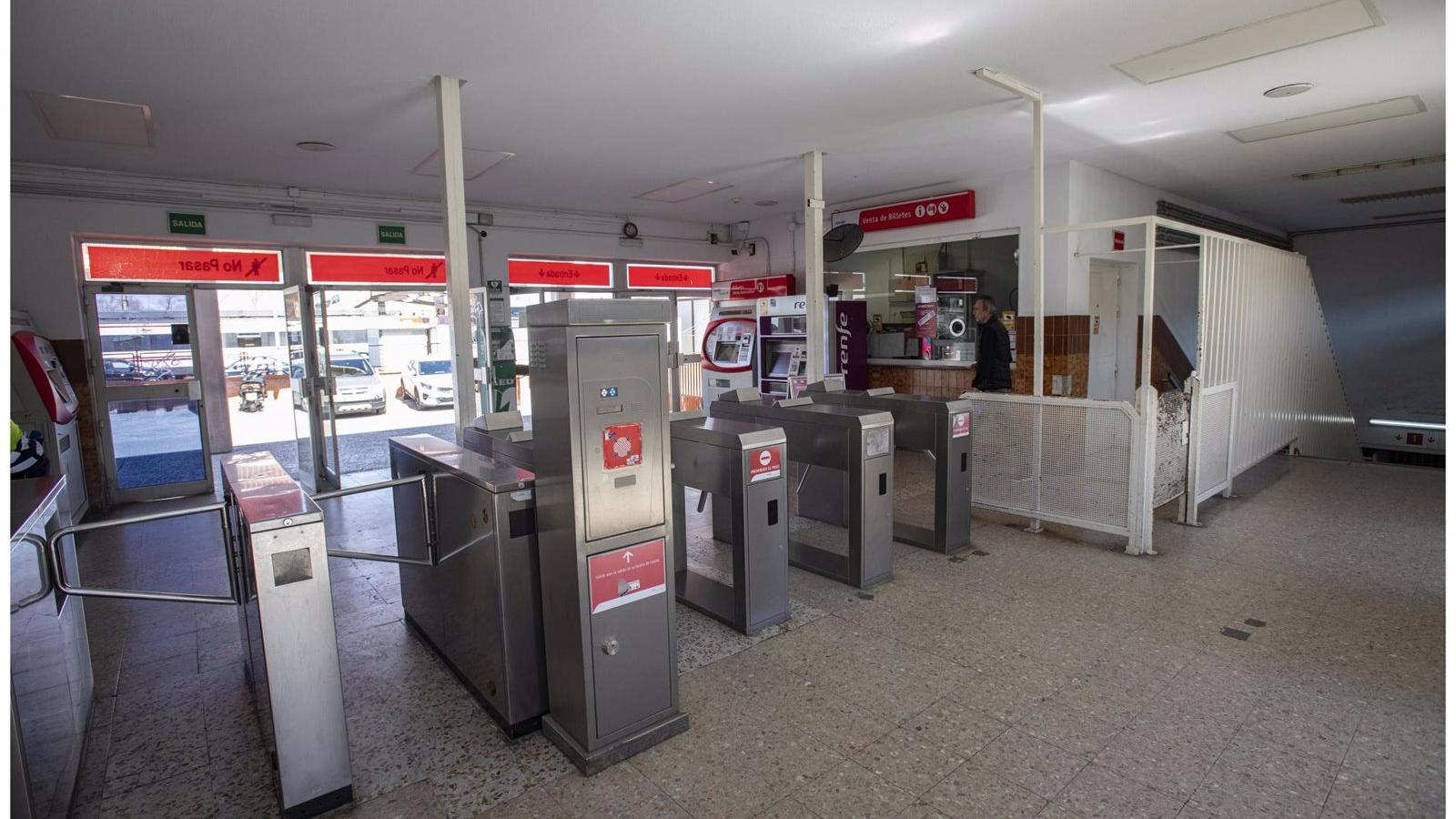 Renfe invierte 1,9 millones en la mejora de los equipamientos de control de acceso inteligente de Cercanías Madrid