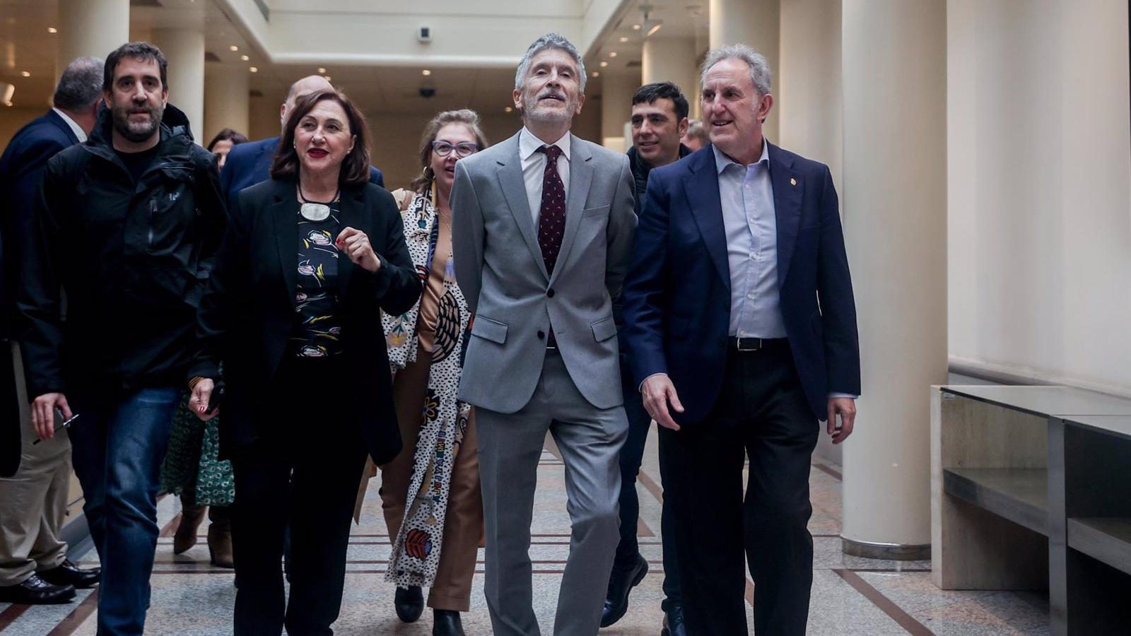 El PP reprobará a Marlaska en el Senado y centrará sus preguntas en el asesinato de los dos guardias civiles