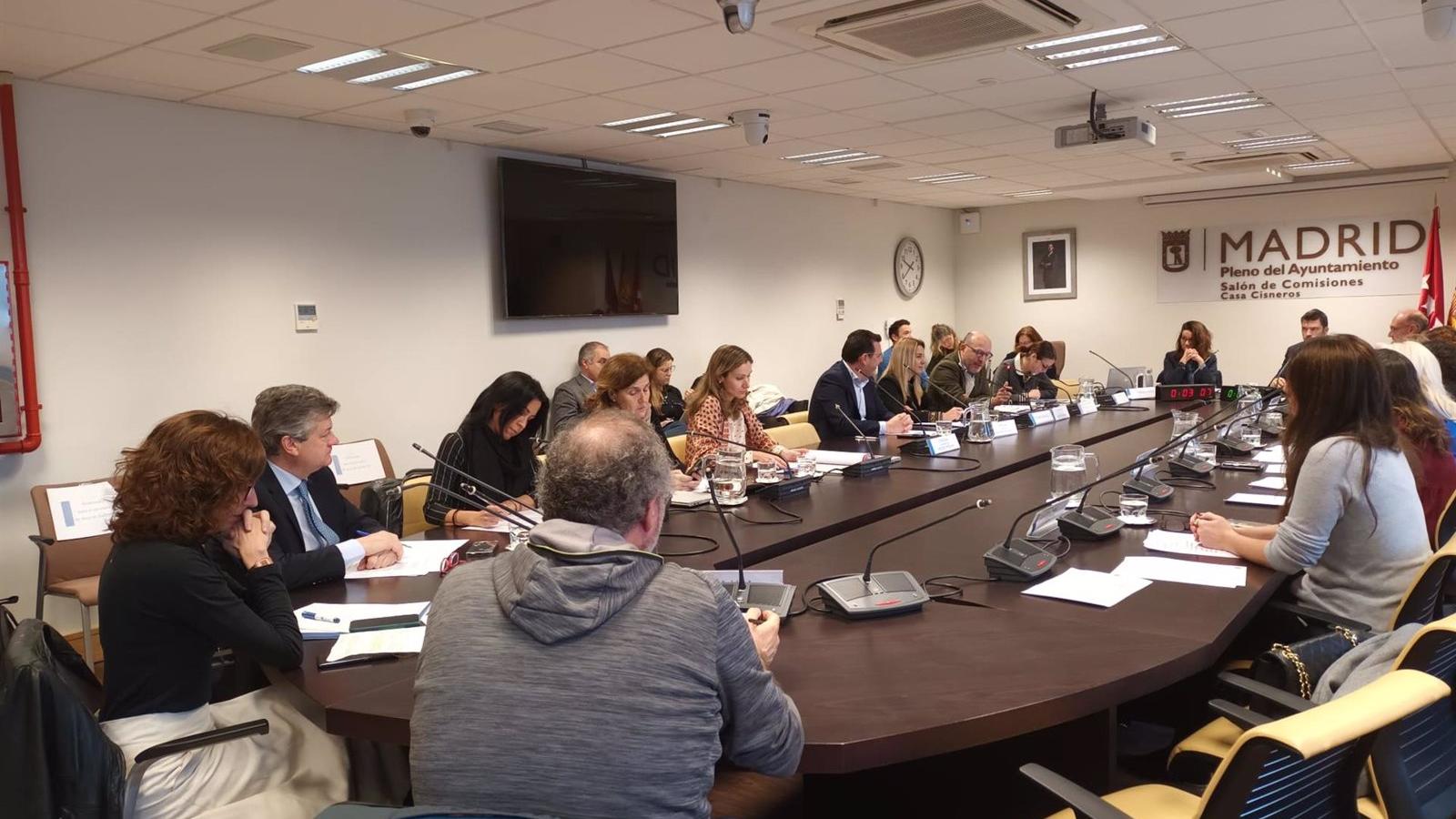 La capital estudia vías como el cohousing para mayores ante la lista de espera